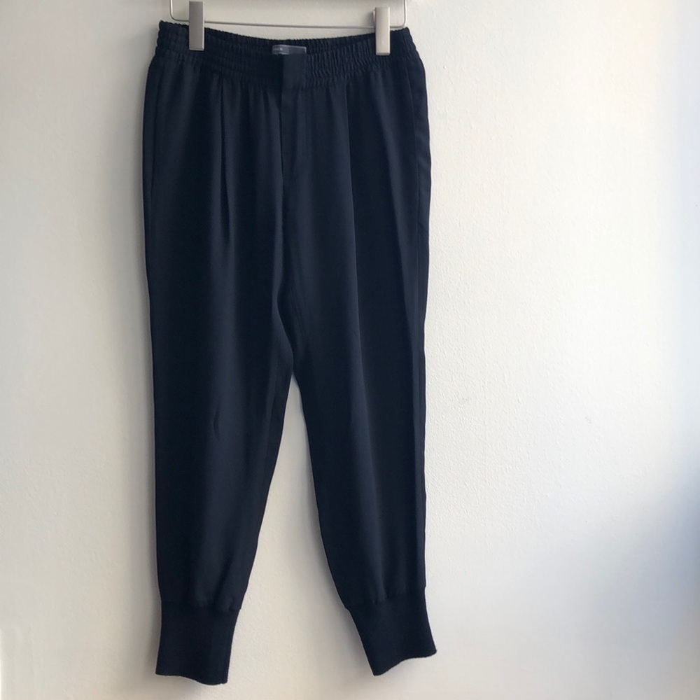 Vince stylish 100% silk jogger pant